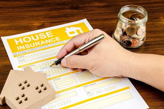 Ile płacicie za ubezpieczenie mieszkania i od czego to zależy?